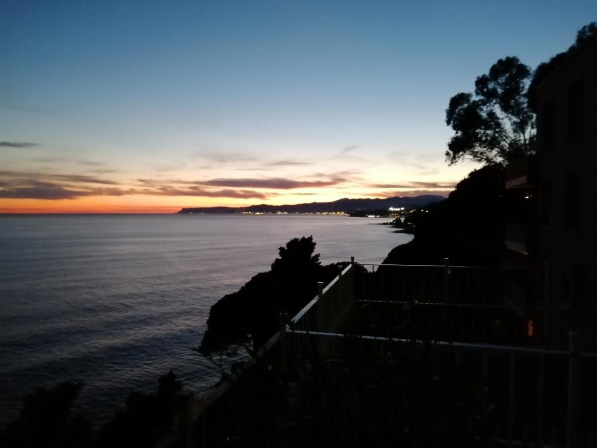 Casa Delle Mimose Apartment Varazze Bagian luar foto