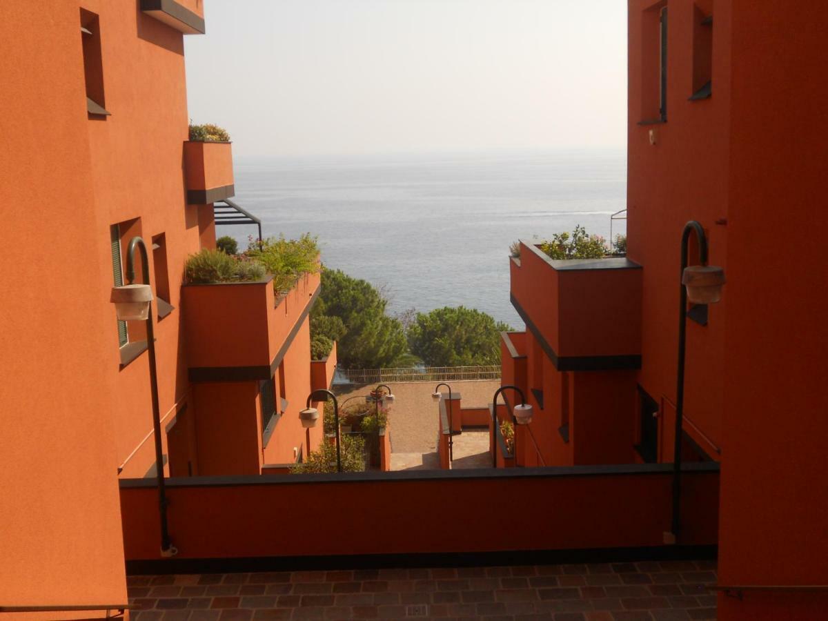 Casa Delle Mimose Apartment Varazze Bagian luar foto